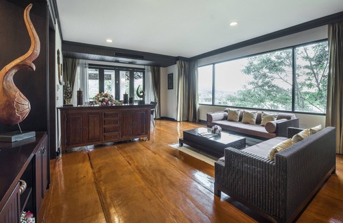 Mae Tha Hotel | Gassan Khuntan Golf and Resort