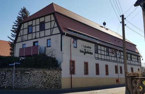 Altenhain House | Gasthaus & Pension Zum Göschen