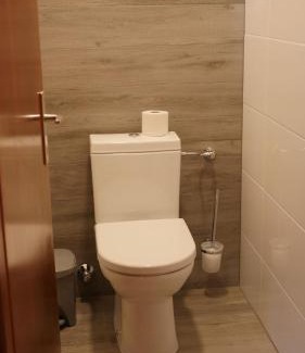 Bad Kreuzen House | Gasthof Schiefer Zur Zugbrücke