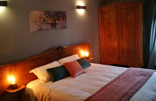 Gommegnies Bed & Breakfast | Gastronomic table and bed & breakfast (SUITE MORMAL)