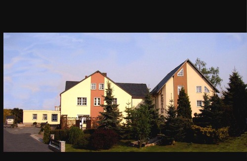 Burkau House | Gaststätte & Pension Jiedlitz