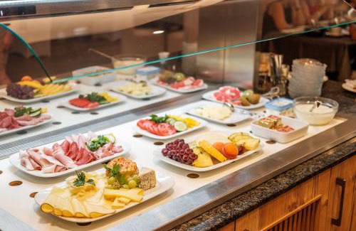 Monichwald Hotel | Gastwirtschaft Hold