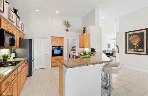 MacDonald Ranch House | Gated single story 3 bed 3 bath 1 office house with private pool and spa