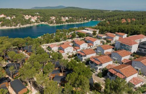 Cove Osibova (Milna) Resort | Gava Waterman Milna Resort – All Inclusive