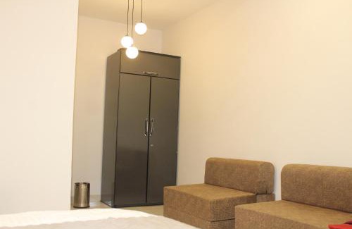 Bhubaneshwar House | GD Palace