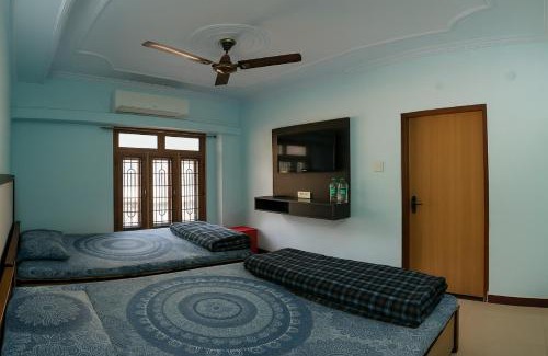 Karnaprayag House | Geeta HomeStay