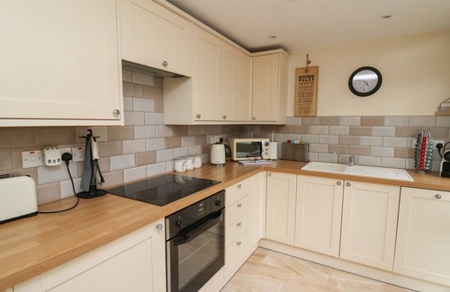 Pentrefelin Cottage | Gelli Barn