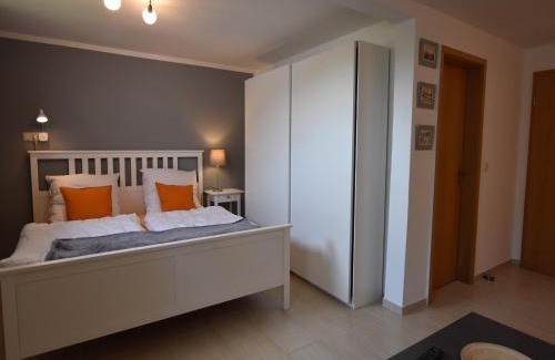 Blowatz Apartment | Gemütliche Ferienwohnung mit Garten in Robertsdorf, cleaning included