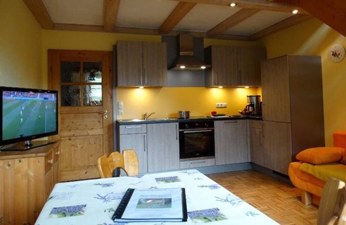 Ploessberg Apartment | Gemütliche und familienfreundliche Ferienwohnung 68 m2 für 2 - 5 Personen.