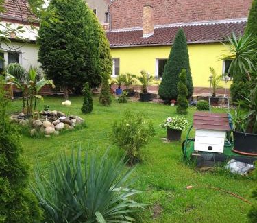 Rietz-Neuendorf Apartment | Gemütliche Wohnung Mit Terrasse