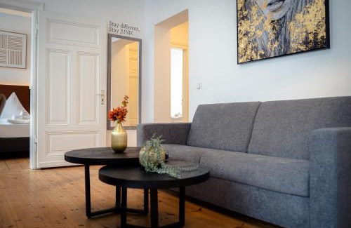 Neudorf-Nord Apartment | Gemütliche Wohnung by Junik Apartments