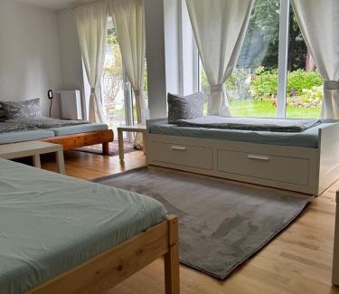 Pinneberg Apartment | Gemütliches Gasthaus