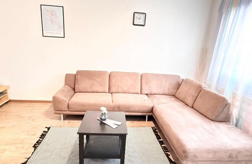 Neheim Apartment | Gemütliches Haus Rita, am Ruhrtalradweg, Arnsberg - Neheim