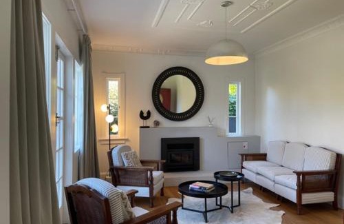 Havelock North House | Gem on Gillean - Havelock North Holiday Home