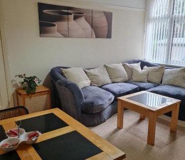 Heaton Apartment | Genade Apartments - Heaton