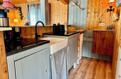 Bromskirchen House | Geniet in ons Vrijstaande Vakantiehuis met Sauna, Midden in de Natuur