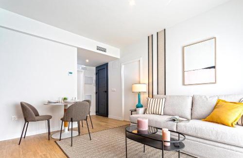 Distrito Norte Sierra Apartment | Genteel Home Arruzafa