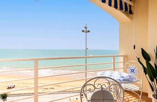 Cadiz Apartment | Genteel Home Victoria