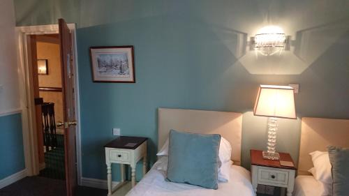 Liversedge House | geordie pride lodge