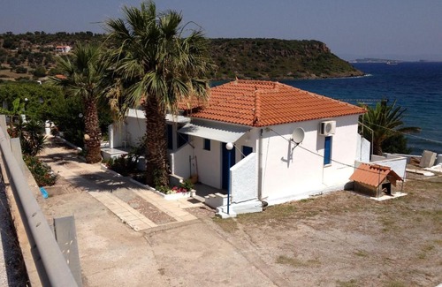 Lesbos House | George Paradise