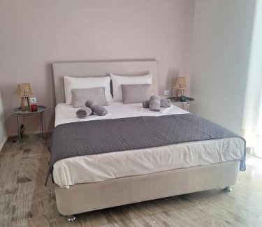 Neapoli-Sykies Apartment | Georgia's Family House - Kalamata Centre