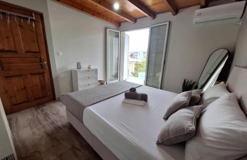 Neapoli-Sykies Apartment | Georgia's Family House - Kalamata Centre