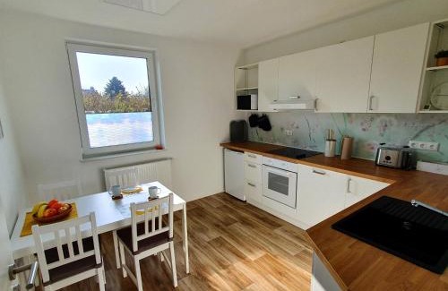 Schwerin Apartment | geräumige, moderne Ferienwohnung mit PKW- und Fahrradstellplatz - FeWo Nordland