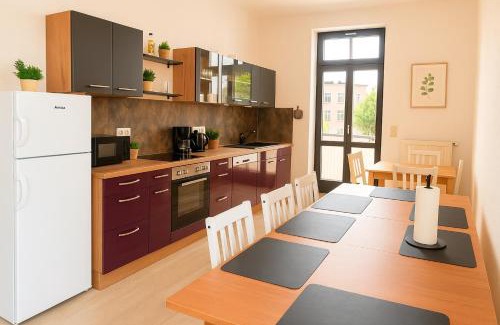 Chemnitz Apartment | Geräumiges Apartment mit Balkon & 2 Parkplätze