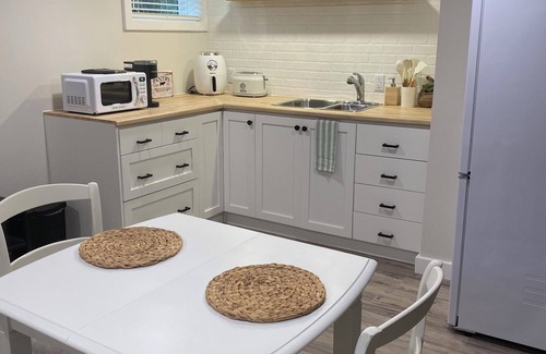 Dartmouth Apartment | Gertie's Nook: Charming Private Studio Space close to everything!