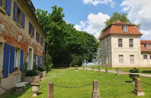 Kummerow Apartment | Gesindehaus am Schloss Kummerower See