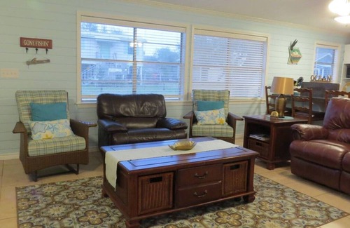 Rockport House | Getaway by the Bay