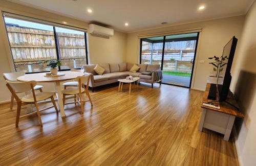 Newborough House | Getaway on Amaroo Way