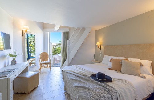 Kato Stalos Hotel | Giannoulis – Santa Marina Beach