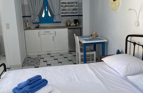 Finiki Apartment | GIAVASI SEASIDE FINIKI