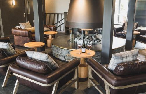 Gibbston Hotel | Gibbston Valley Lodge and Spa