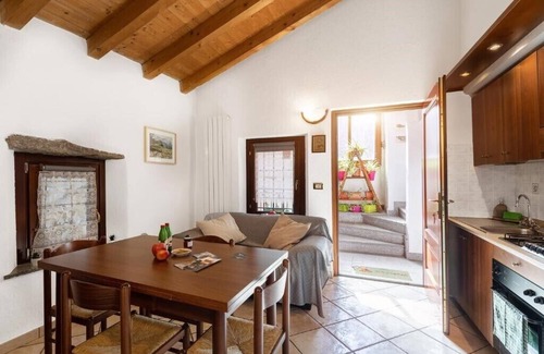 Bard Apartment | Gilles Mansion