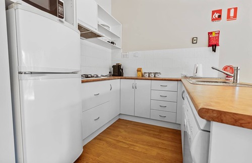 Forge Creek House | Gippsland - Waterfront Retreat: Secluded lodges perfect for nature lovers