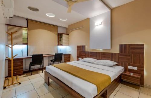 Kolhapur House | Giriraj Homestay 3 BHK with driver room