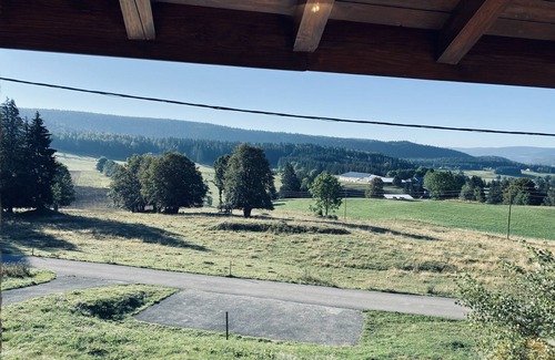 Morbier Apartment | Gite 7 Personnes Haut Jura Pleine Nature