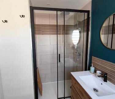 Rodelinghem House | Gite de la perle rouge "jacuzzi privatif"