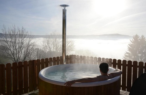 Ratten Ski Chalet | Glühwürmchenhütte