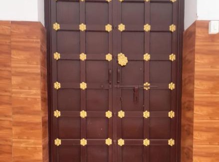 Lake Swaroop Sagar Bed & Breakfast | Gladden Villa