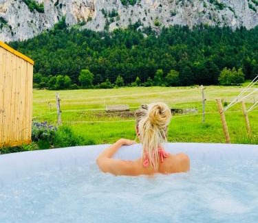 Hohe Wand Other | Glamping Hohe Wand - Zelt mit Sternenfenster und Whirlpool