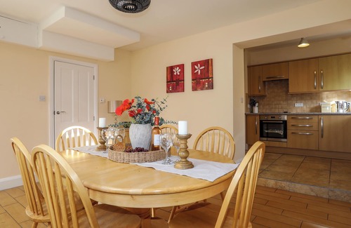 Abersoch Cottage | GLAN Y DON, family friendly, character holiday cottage in Abersoch
