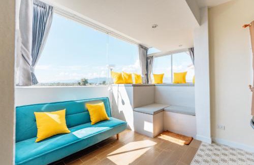 Ban Du House | Glass House, Mountain View, Near Airport-City