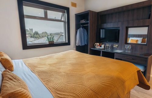 Roscommon House | Gleesons Restaurant & Rooms