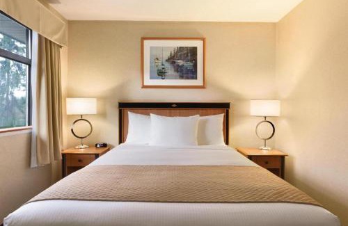 Port Hardy Hotel | Glen Lyon Inn