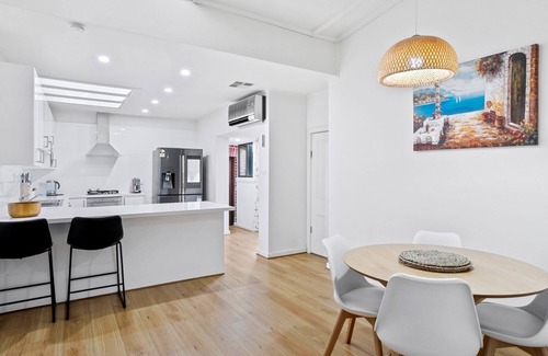 Glenelg Cottage | Glenelg Cottage by Marina