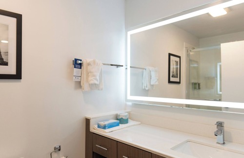 Truro Hotel | Glengarry Extended Stays