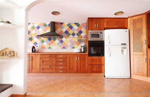 Playa de Almarda Ski Chalet | Global Properties: Townhouse on the beach with pool